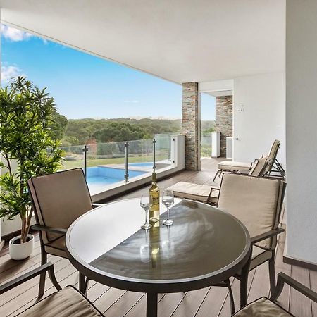 אלבופיירה Luxurious T2 Apartment, Olhos Dagua מראה חיצוני תמונה