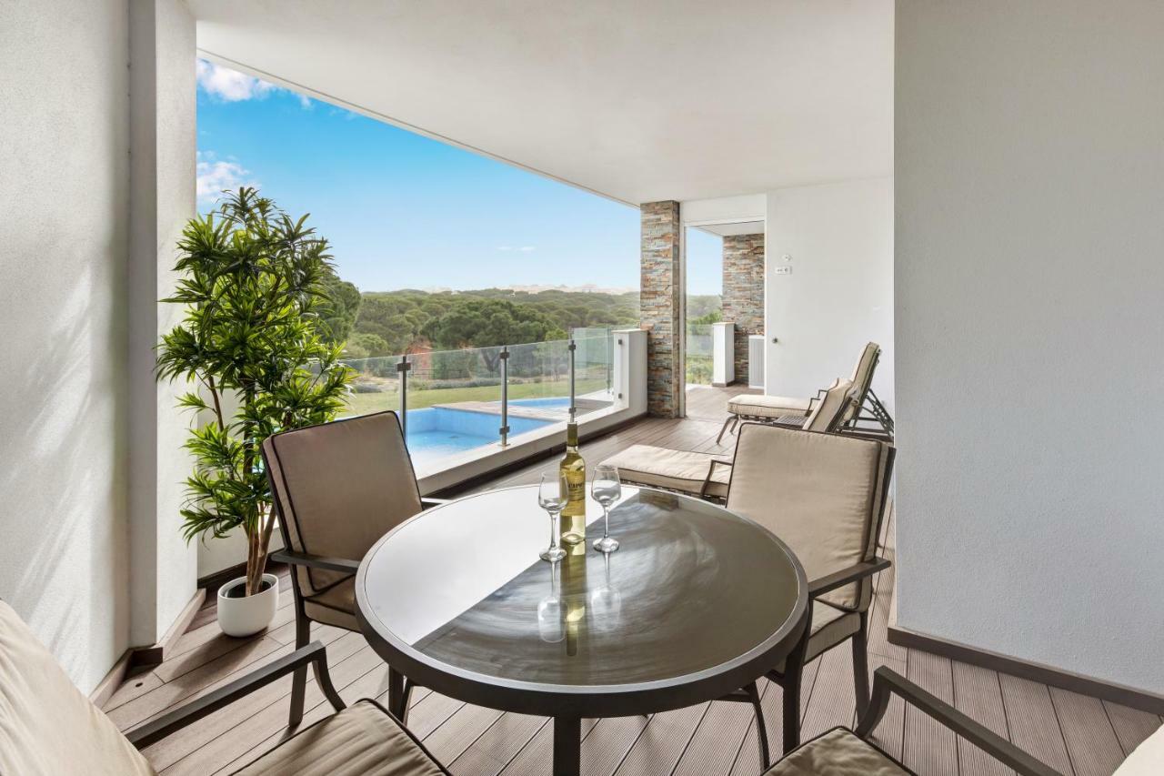 אלבופיירה Luxurious T2 Apartment, Olhos Dagua מראה חיצוני תמונה