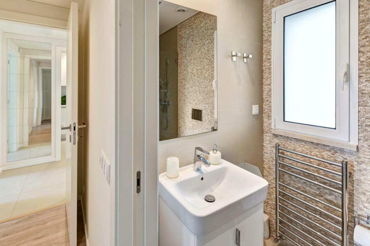 אלבופיירה Luxurious T2 Apartment, Olhos Dagua מראה חיצוני תמונה