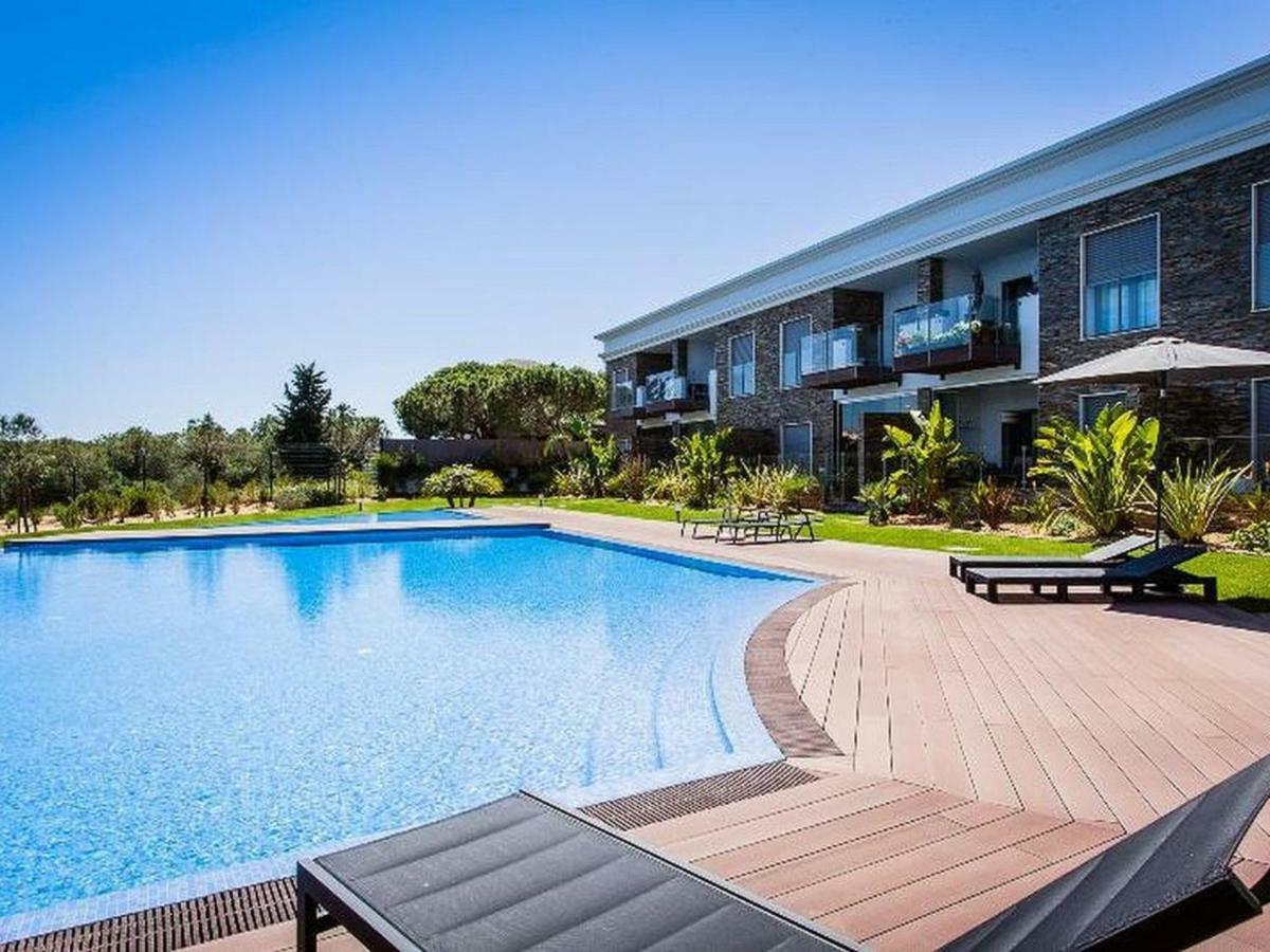 אלבופיירה Luxurious T2 Apartment, Olhos Dagua מראה חיצוני תמונה